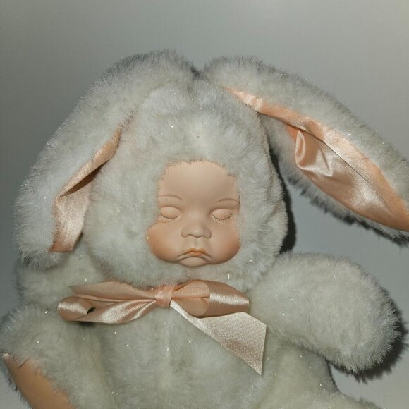 VTG Cape Craftsmen White Bunny Rabbit Plush Vinyl Face Wind-Up NOT WORKING Read - Picture 3 of 16
